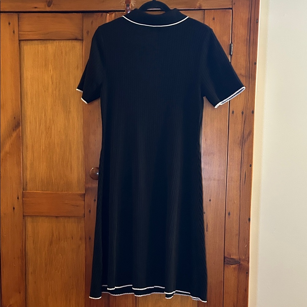 Classic Black Polo Dress with White Accents - Picture 6 of 7
